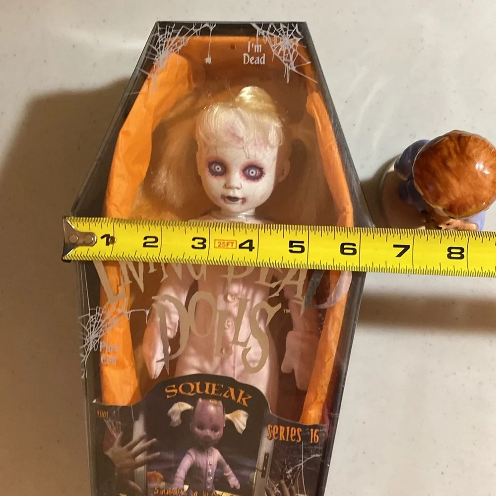 Living Dead Dolls Squeak Series 16
